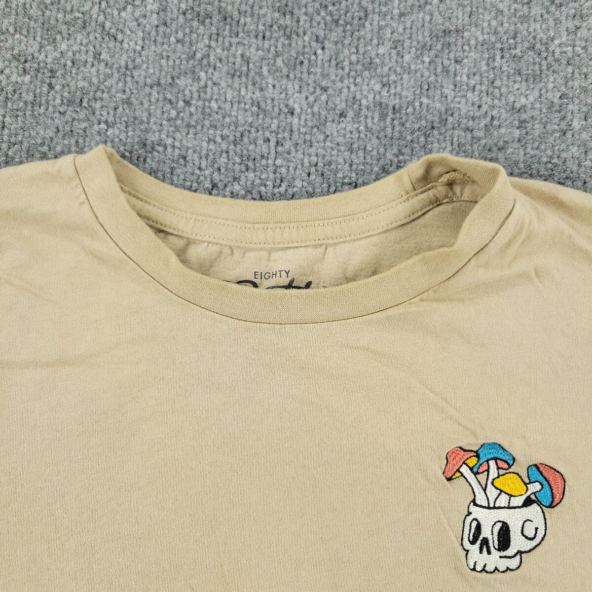Eighty Eight Shirt Men's Large Brown Tan Embroidered Skull Eighty Eight Shirt Men's Large Brown Tan Embroidered Skull