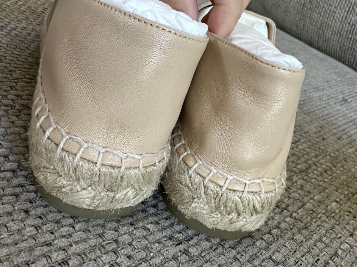 size 39EU NIB CHANEL Beige & Black Lambskin Espadrilles w size 39EU NIB CHANEL Beige & Black Lambskin Espadrilles w