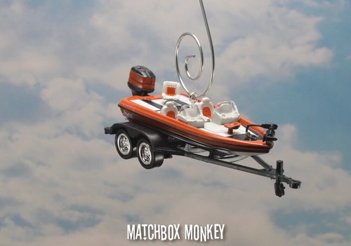 Boat Christmas Tree Ornament Bass House Ski Wake Wooden Pontoon Tracker Moomba - Picture 52 of 131