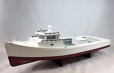 Chesapeake Bay Deadrise Workboat Model, Open Cockpit Style 