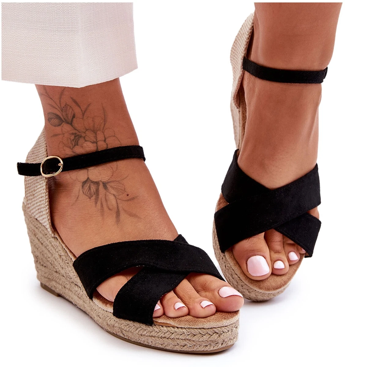 Sandales compensées tressées sale