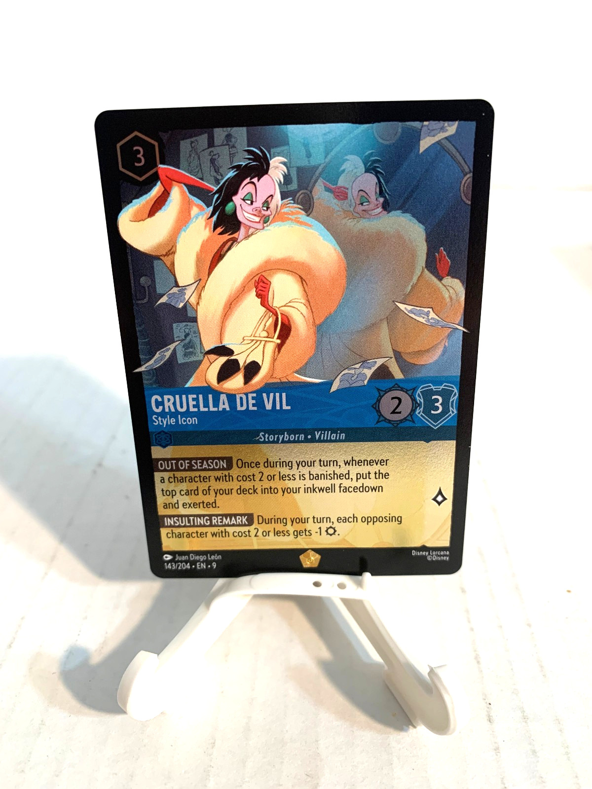 Disney Lorcana Fabled: Cruella De Vil Style Icon 143/204 Legendary COLD FOIL  NM