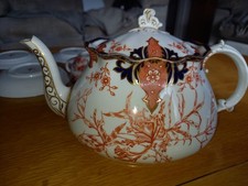 Royal Crown Derby Imari pattern 2712 Teapot, milk jug, and sugar bowl (with lid)