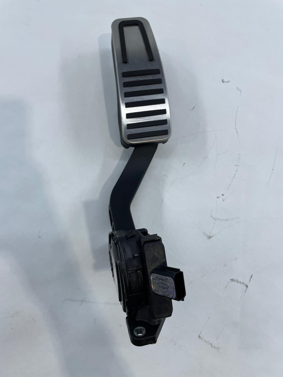 2014-2017 Maserati Quattroporte Accelerator Throttle Gas Pedal OEM 04861716AD