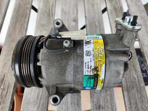Klimakompressor DELPHI 13124750 GM Opel Astra G & H, Zafira A & B, Meriva A