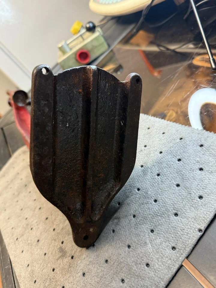 Prensa taponadora de botellas National de colección - estilo eje superior de botella montado en banco Foto 4 de 4