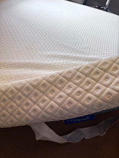 Vesgantti Double Memory Foam Mattress Medium Firm 4 inch Removable Cover.