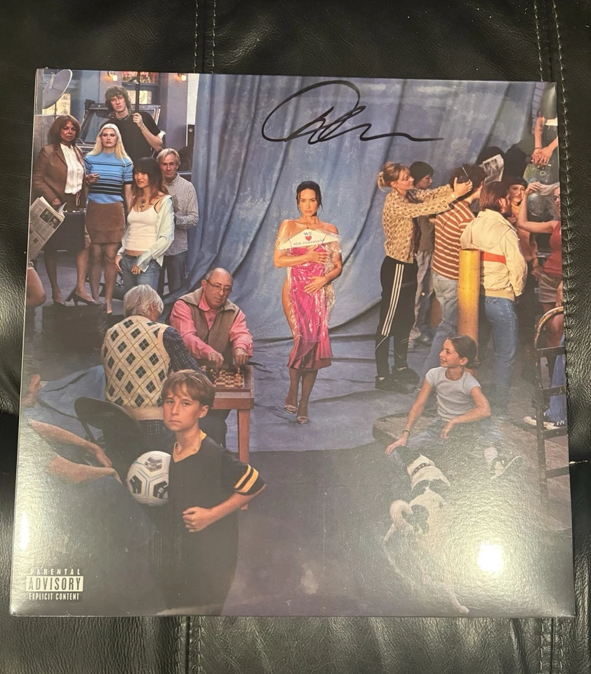 Demi Lovato It's Not That Deep Signed Vinyl (On Cover) Indie Exclusive Ivory LP - Image 2 of 3