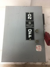 GE TH3361J 30 AMP 600 VOLT 3 PHASE FUSIBLE INDOOR DISCONNECT..D-2117
