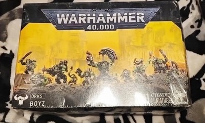 Games Workshop 5010 Warhammer 40,000 Orks Boyz Miniature Sealed