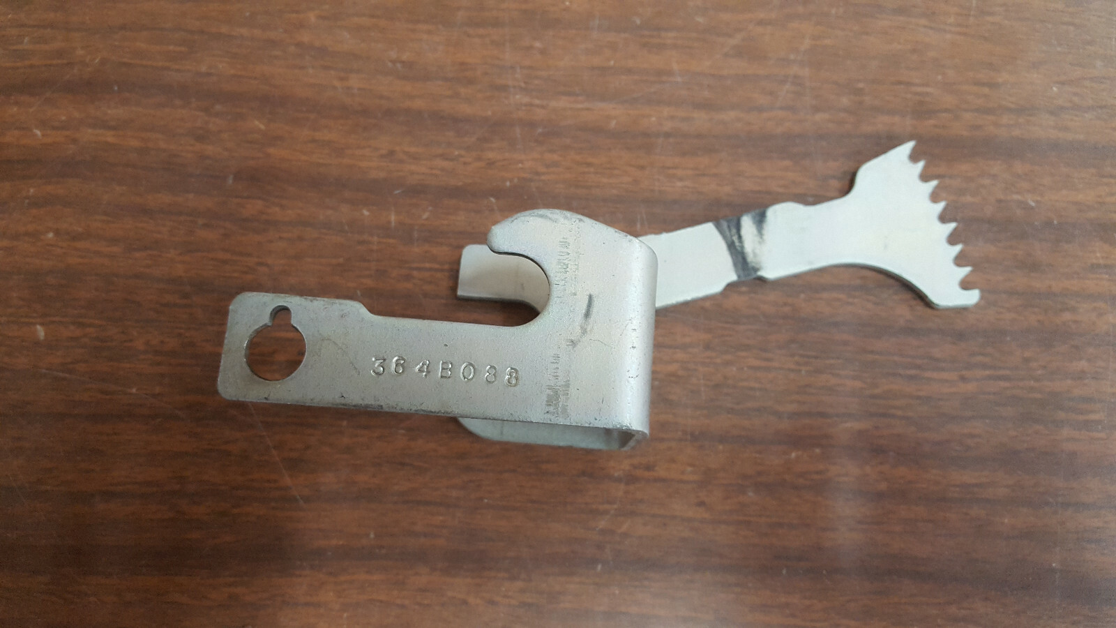 John Deere D130 Lawn Tractor Cruise Control Tooth Bracket GX20364 eBay