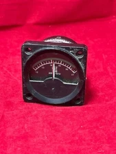 VOLTIMETER  MILITARY JET AIRCRAFT COCKPIT INSTRUMENT
