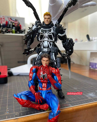 1:12 Spider-Man Peter Parker Head Sculpt Model For 6'' Male 1:12 Spider-Man Peter Parker Head Sculpt Model For 6'' Male