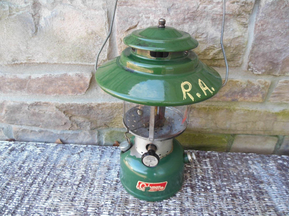 Vintage 1966 COLEMAN Double Mantle Lantern - Model 228F Big Hat 12
