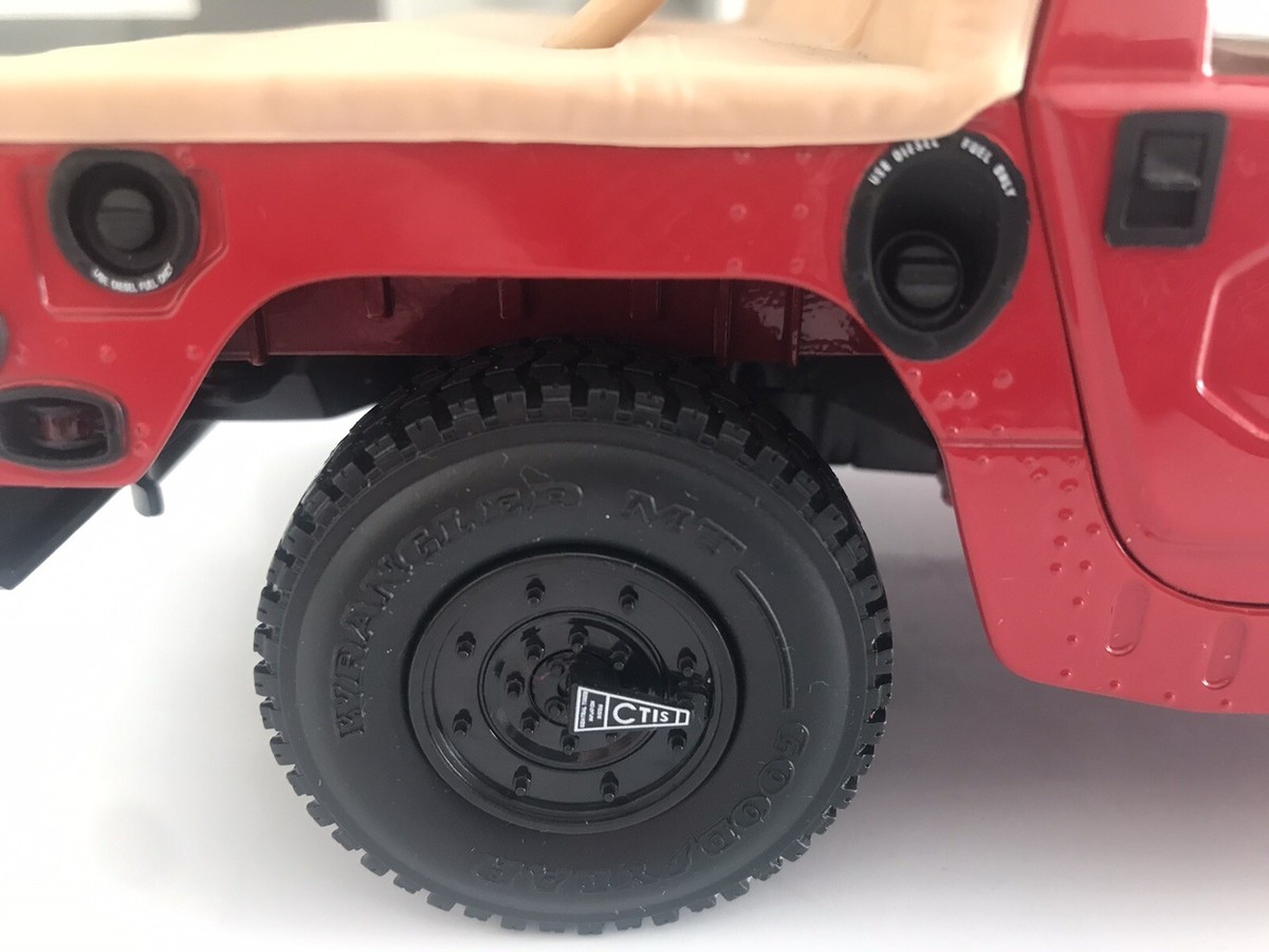 Exoto Thunder Trac AM General Hummer - 1/18 Scale | eBay