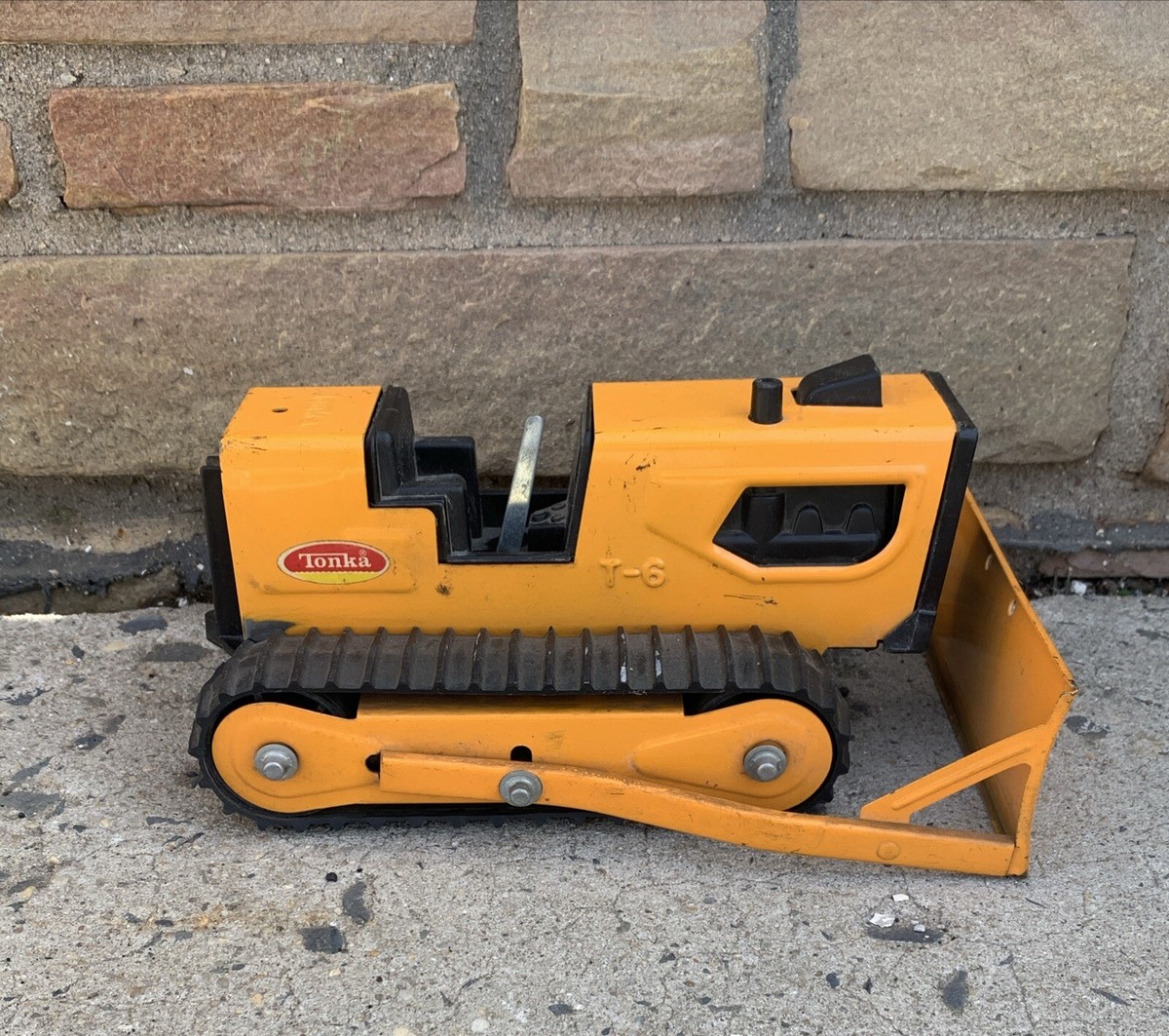 Vintage Tonka T-6 Bulldozer Track Dozer ORANGE Pressed Steel 9