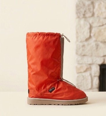 UGG Reese Cooper Classic Mini 8/9