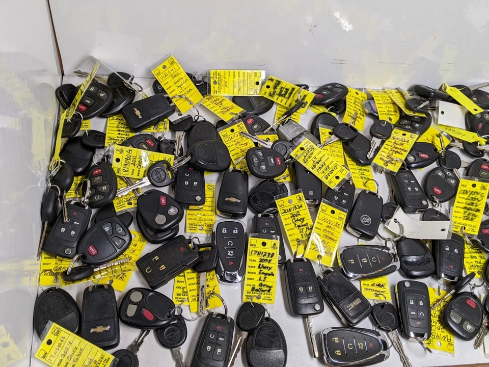 LOTE DE 76 MANDOS A DISTANCIA INTELIGENTES OEM GM Cadillac Buick GMC Chevrolet Pontiac Foto 2 de 4