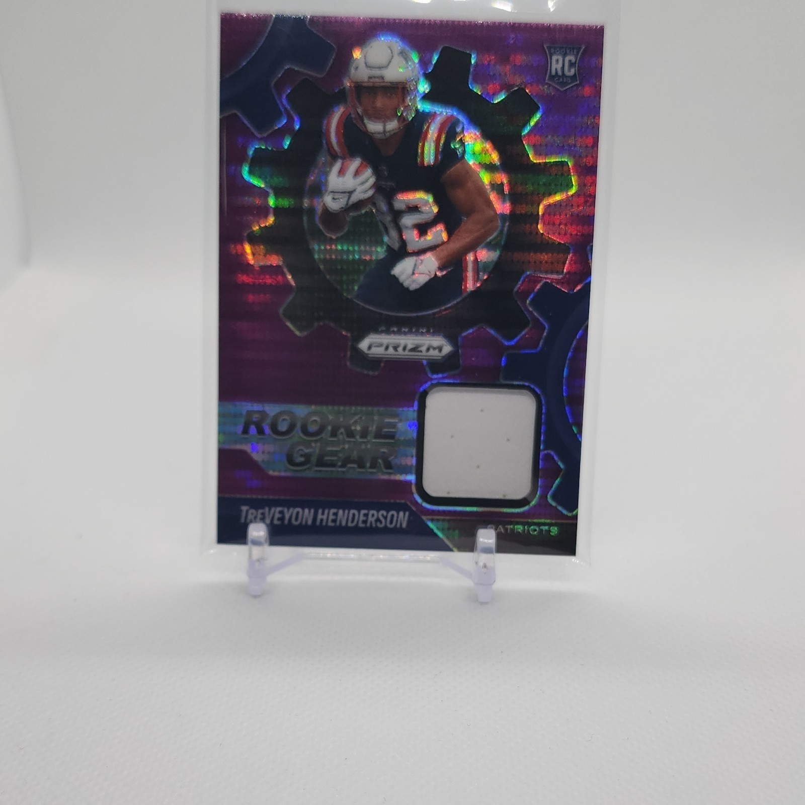 2025 Panini Prizm Rookie Gear Purple Pulsar Treveyon Henderson RGR-THE Patriots…