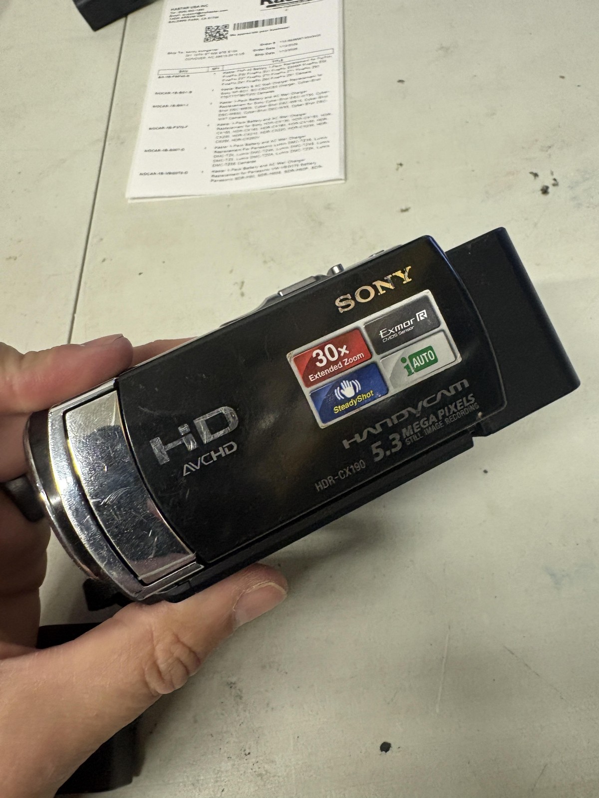 30x Zoom Black 3 Batts Charger 8gb Sd Card