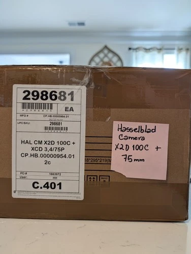 Hasselblad X2D 100C Medium Format Mirrorless Camera with 75mm f/3.4 P Lens