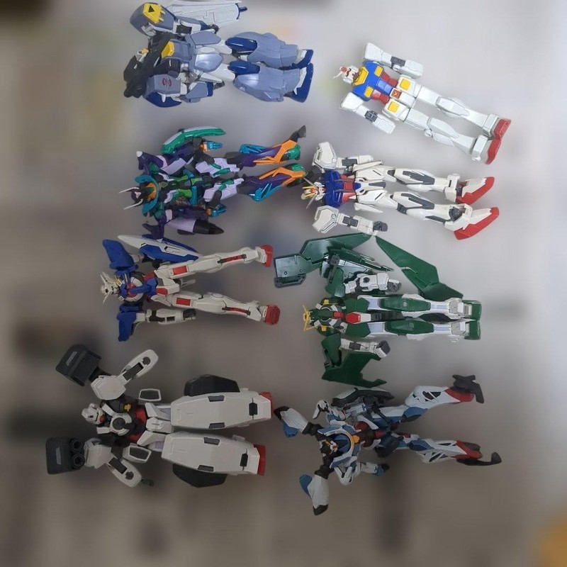 Gundam Gunpla HG 1/144 Plastic Model Kit 8 Lot Junk Assorted Mixed Parts