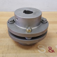 Unkown Brand Coupling 1-1/2" - 1-3/4" Bore, 5" Overall Length - USED
