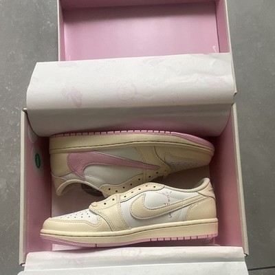 Nike Air Jordan 1 low x travis scott muslin shy pink in gr 39