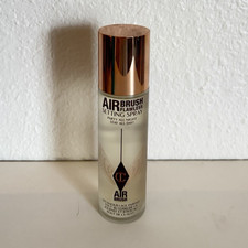 Charlotte Tilbury Airbrush Flawless Clear Setting Spray Model Airbrush Flawless
