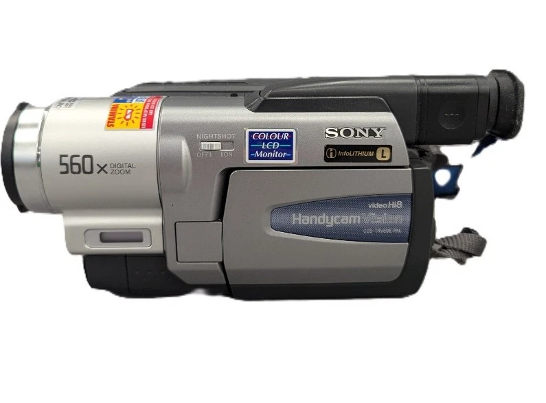 SONY VideoHi8Handycam CCD-TRV126 ① Used]SONY SONY CCD-TRV126 video camera recorder (Hi8 video camera