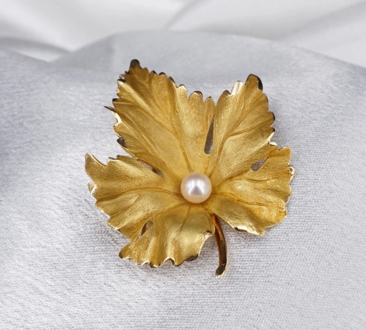 Tiffany & Co. Fine Pearl Pins & Brooches for sale | eBay