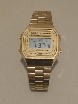 Casio Unisex Gold Plated Retro Digital Watch Model A168WG-9EF. Working Order