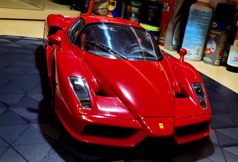 ferrari enzo 1/10 - Immagine 2 di 4