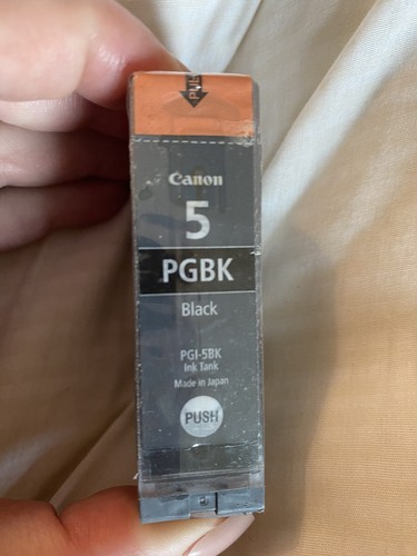 Cartuccia d'inchiostro nera Canon PGBK IGP-5BK nuova in plastica - Foto 4 di 12