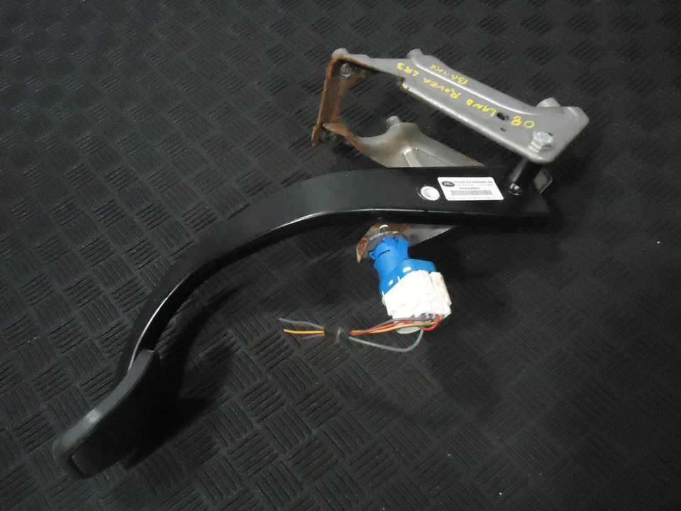 2008 LAND ROVER LR3 SE 4.4L 4WD A/T PEDAL DE FREIO SKB500031 - Imagem 4 de 4