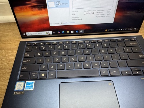 ASUS ZenBook 13 UX333FA Signature (512GB SSD, Intel Core i7 4,60GHz, 16GB) - Bild 14 von 15