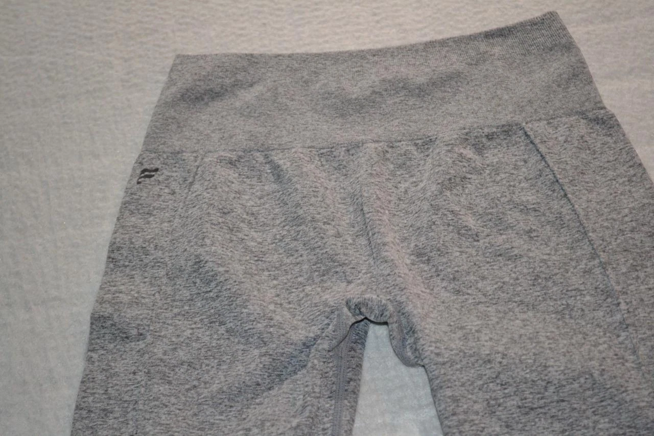 fabletics gym capris leggings