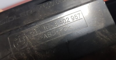 BMW X5 SERIE E53 MITTELKONSOLE ASCHENBECHER VERKLEIDUNG 8402967