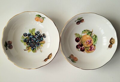 2 Toscport Czechoslovakia Bowls MZ Moritz Zdekauer Fine China Fruit Botanical