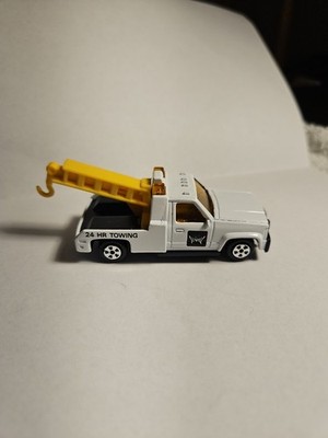 Unbranded  Tow Truck White 24 HR Towing On Side Made In China