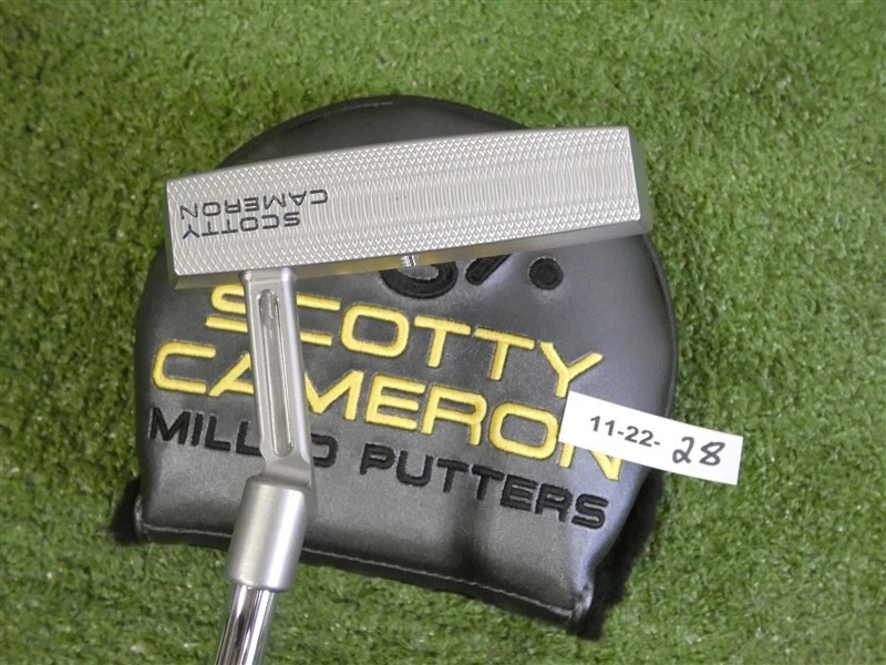 Titleist Scotty Cameron 2025 Phantom 7.2 35" Putter with Headcover New - Image 3 of 4