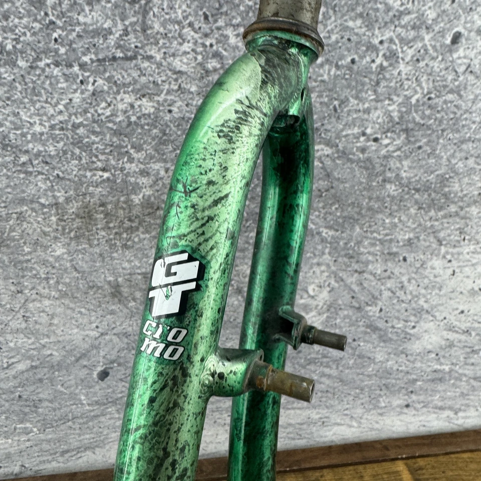 Vintage GT Mountain Bike Fork 1 1/8 Threaded 25.4 26" Chromoly Green 90s MTB 6" - Image 2 of 4