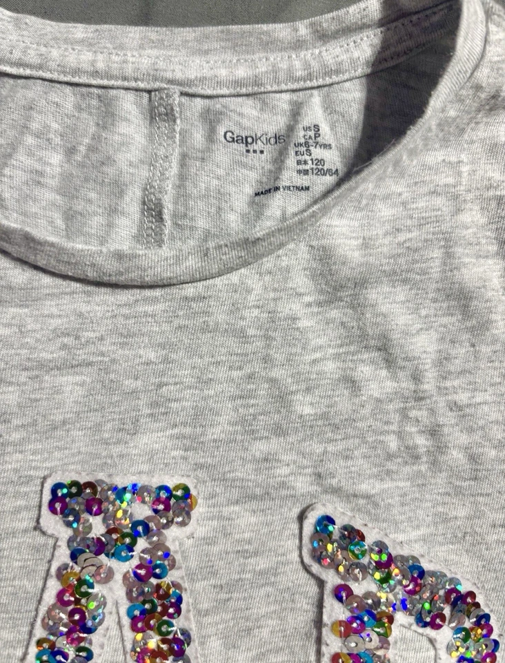 Gap Kids Girls Tshirt Bundle Logo Tops Size Small 6/7 FREE SHIPPING - Image 4 of 4