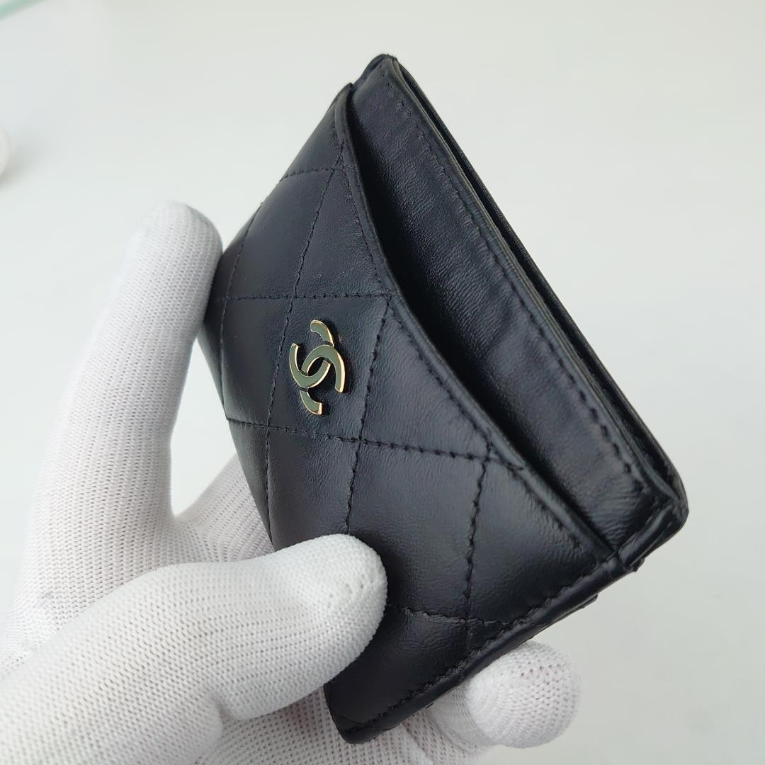 Chanel Matelasse Card Pass Case Lambskin thumbnail 7