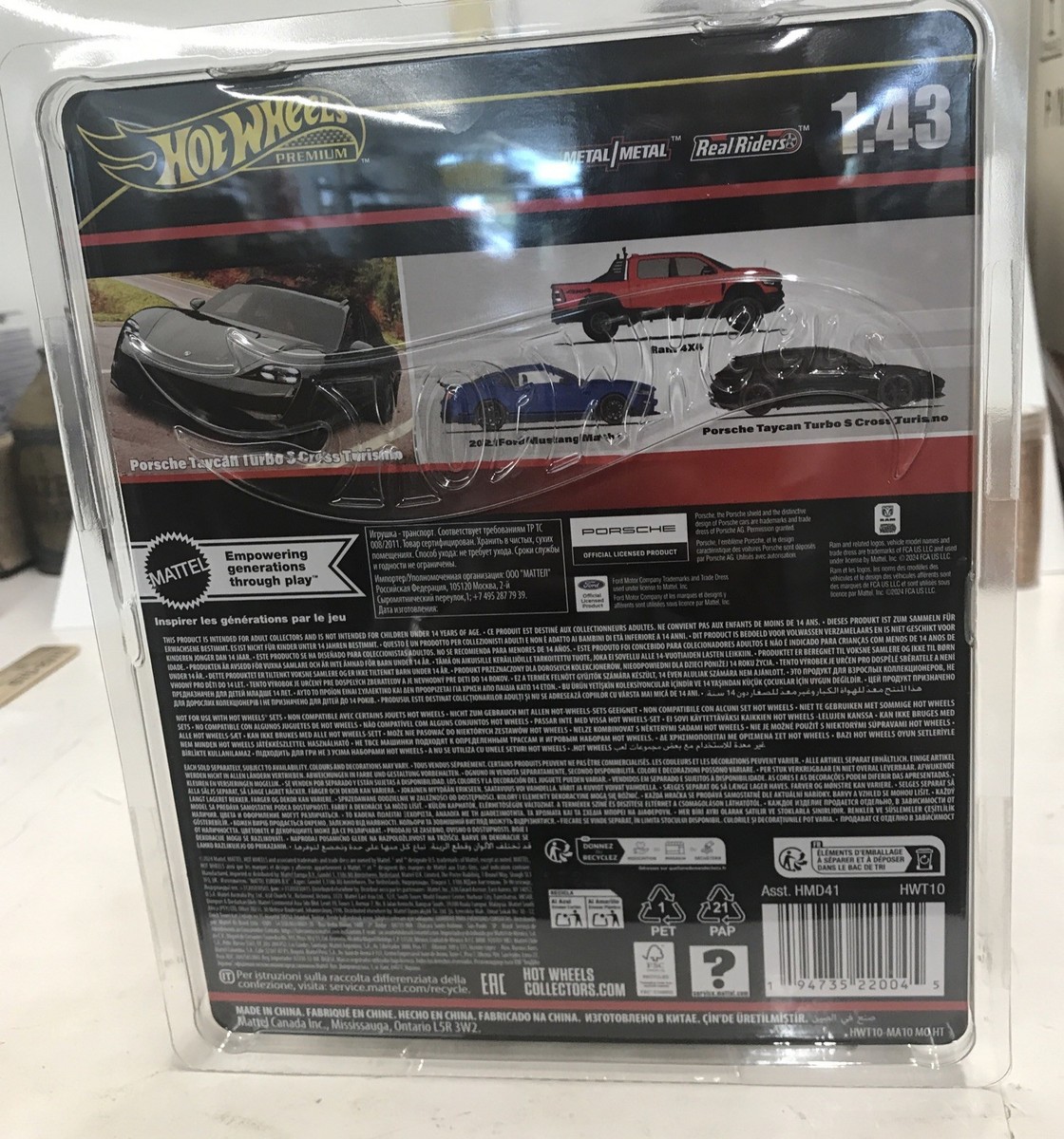 ホットウィールプレミアム　ポルシェ　タイカン　ツーリズモ1/43 ホットウィールプレミアム ポルシェ タイカン ツーリズモ1/43 - メルカリ