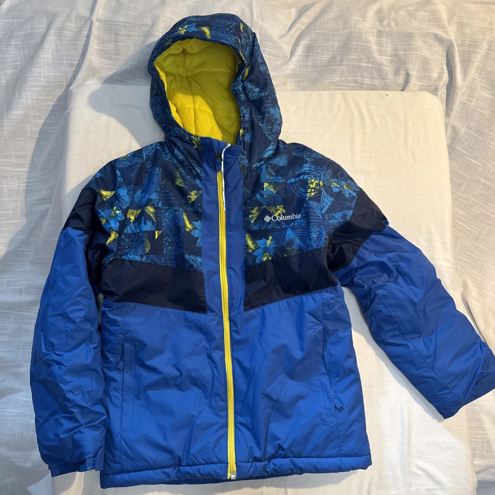 Columbia Boys' Alpine Action II Coat Size M 10-12 Outgrown Omni-Tech Waterproof
Opens in a new windo