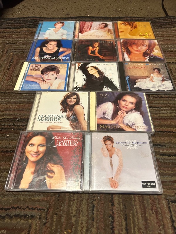 MARTINA McBRIDE 13 CDS COUNTRY/ XMAS PRE-OWNED