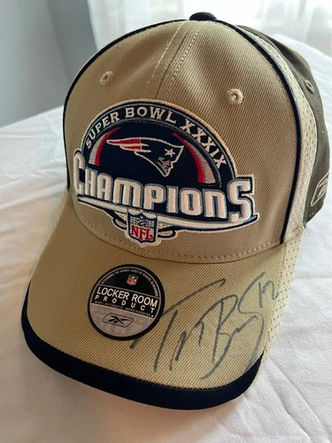 Tom Brady Autographed Official Super Bowl XXXVI Hat