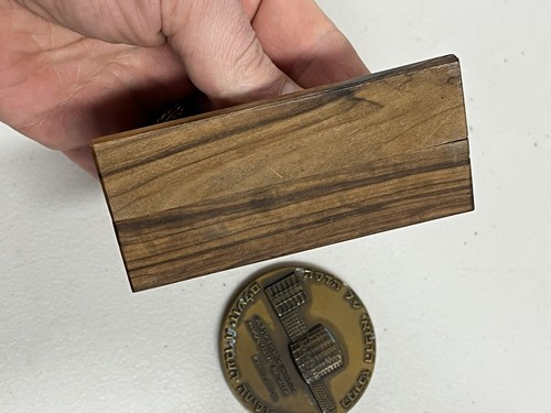 Israel 1960 HADASSAH Medal HEBREW UNIVERSITY MEDICAL CENTRE With Wooden Stand - Picture 8 of 9