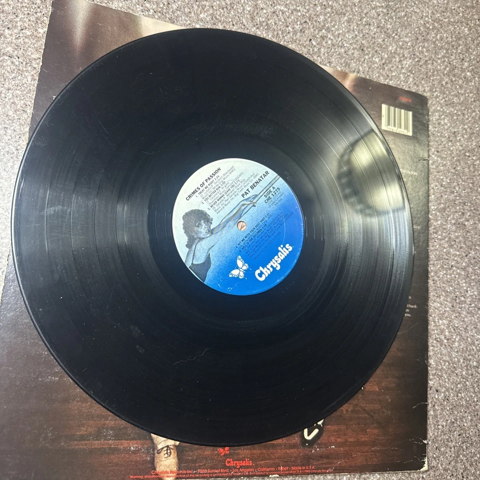 Pat Benatar Crimes Of Passion - Record Hit Me With Best Shot 1980 LP Foto 4 de 4
